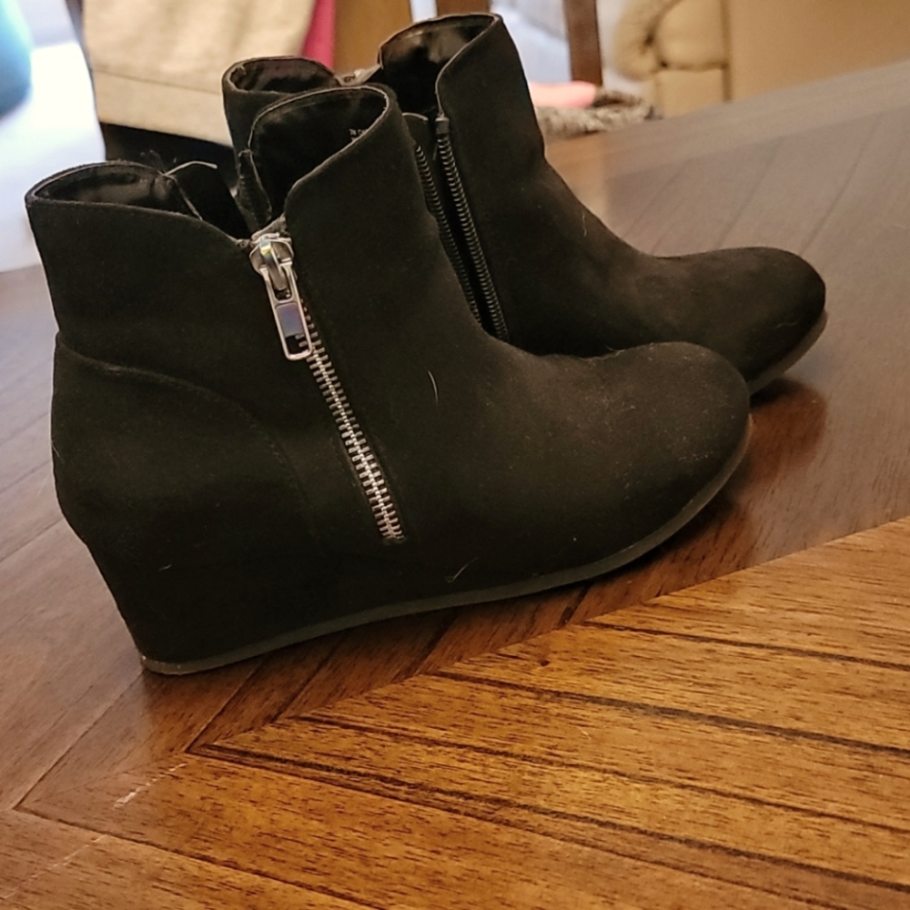 Falls Creek girls wedge boot